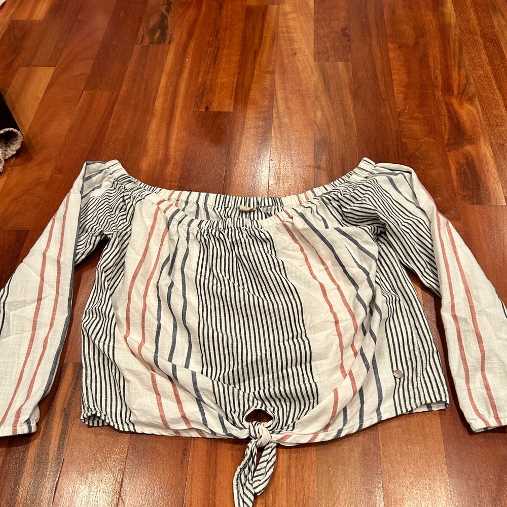 Roxy shirt.